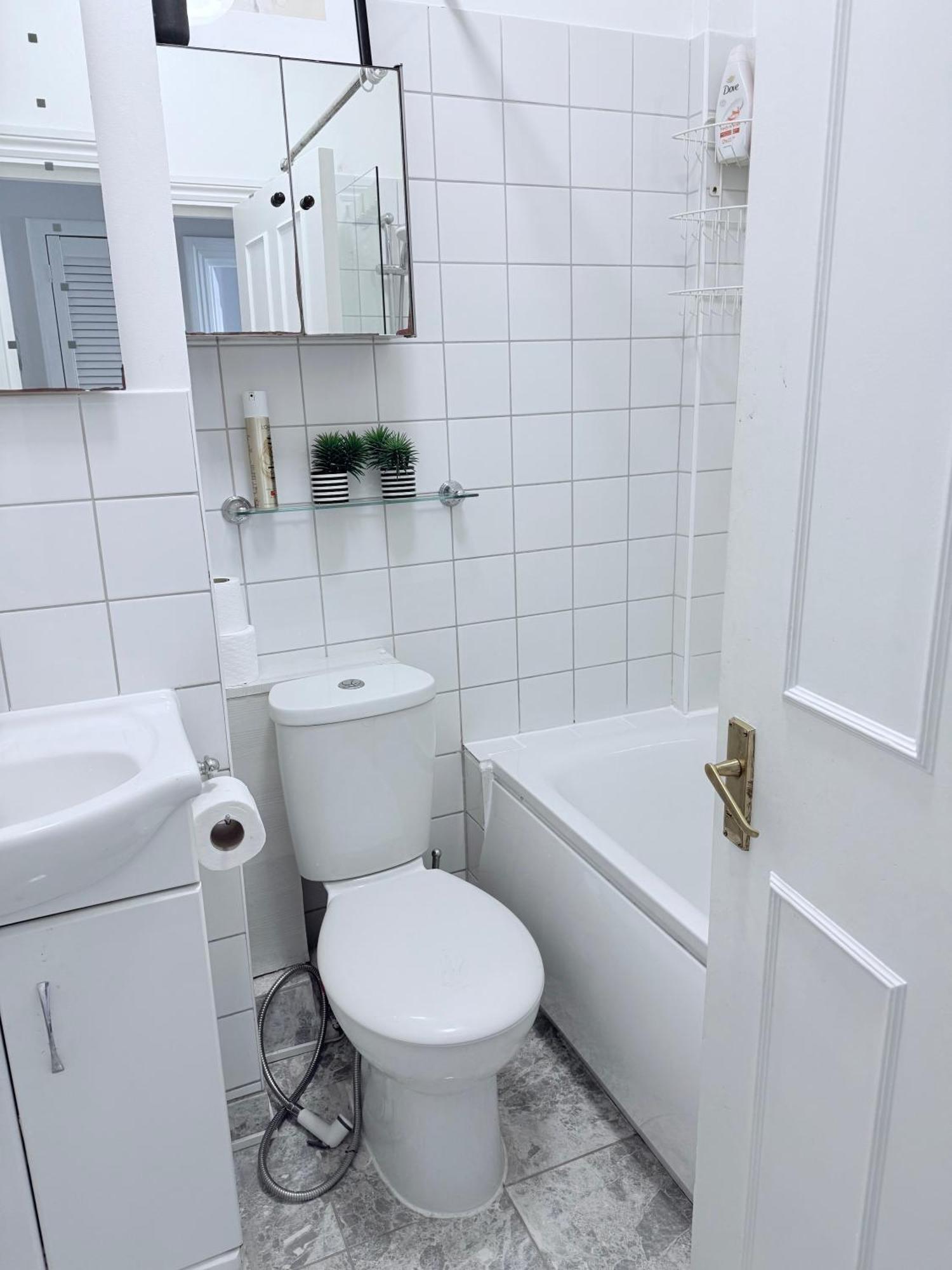 Bright And Modern Flat Near Portobello Road And The Canal London Ngoại thất bức ảnh